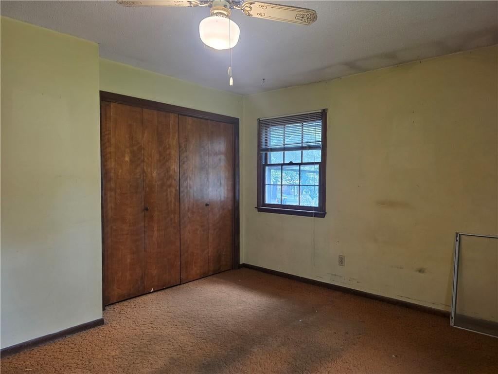 207 E 10th Street — photo 14