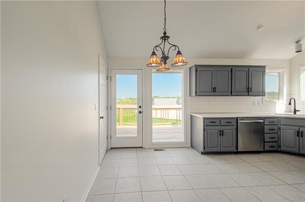 14105 LORA Street — photo 19