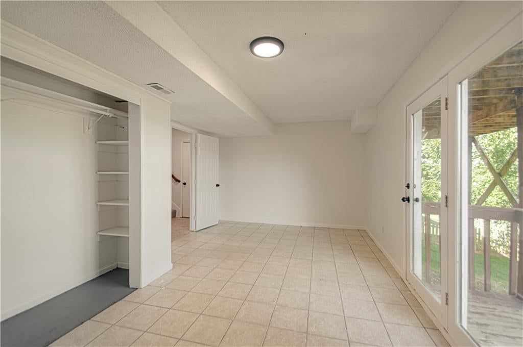 14105 LORA Street — photo 46