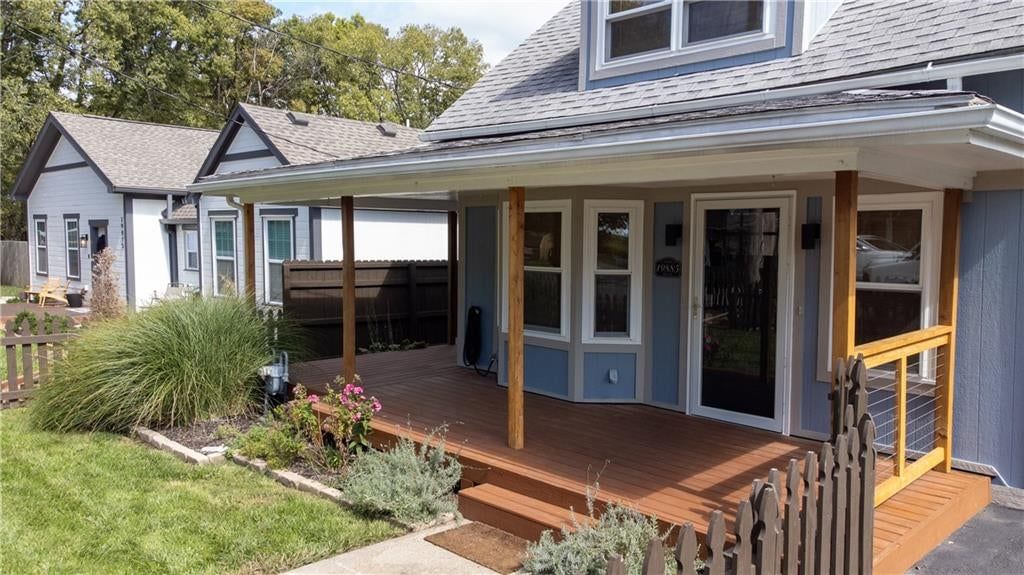 19885 S Main Street, Spring Hill, KS: listing photo 3