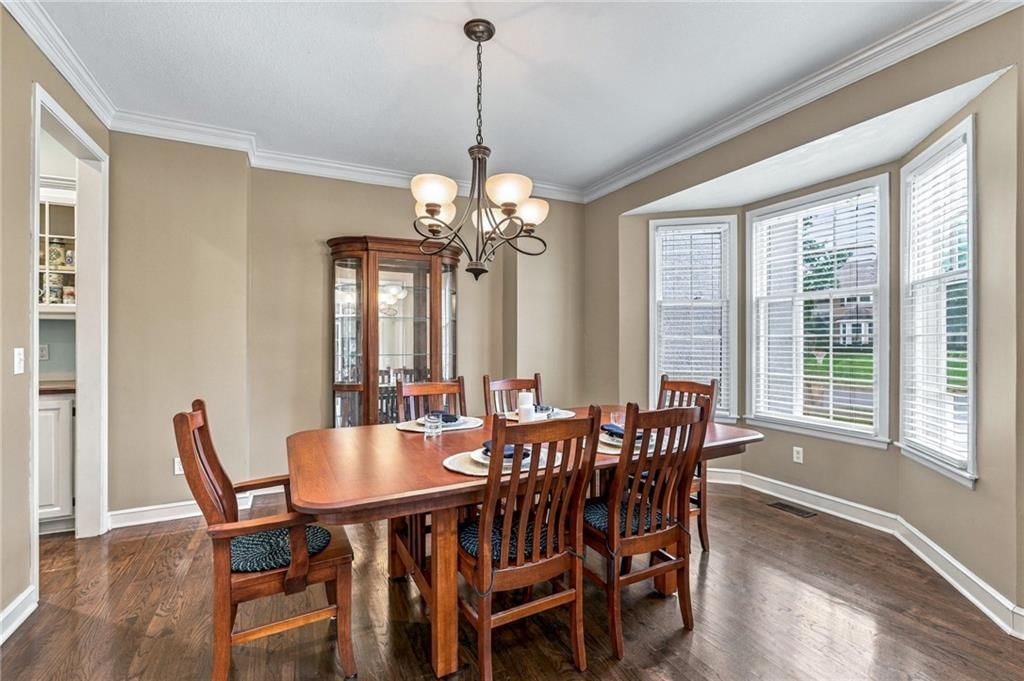5316 W 132 Street — photo 11