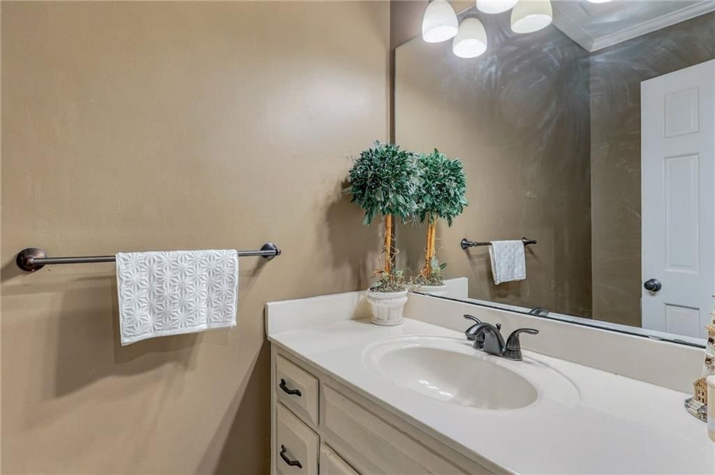 5316 W 132 Street — photo 33