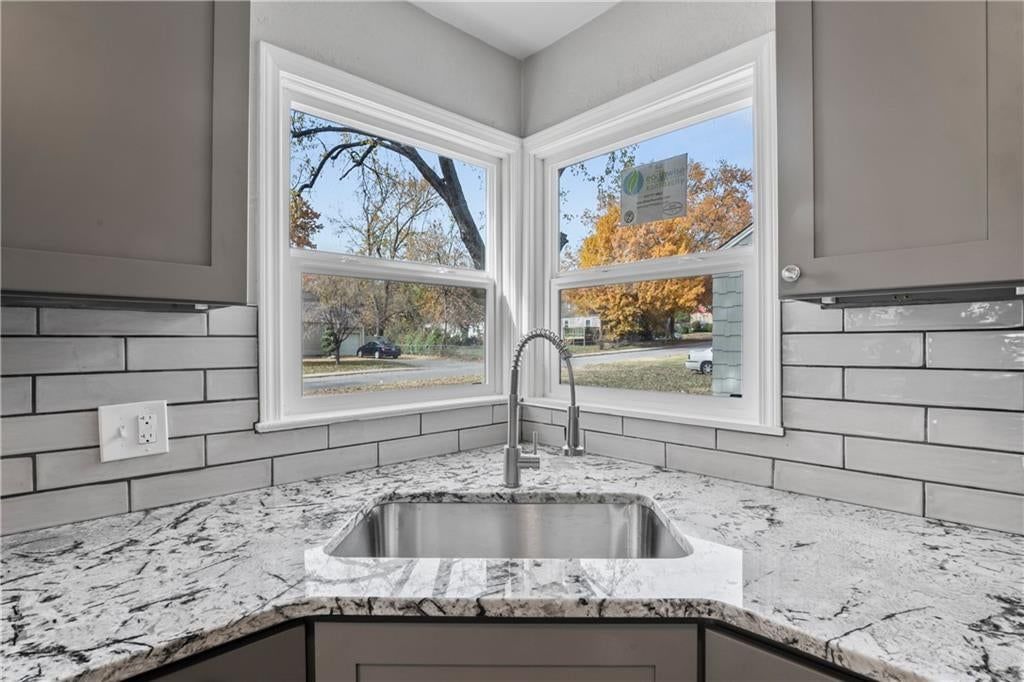 5117 Rosewood Drive — photo 5