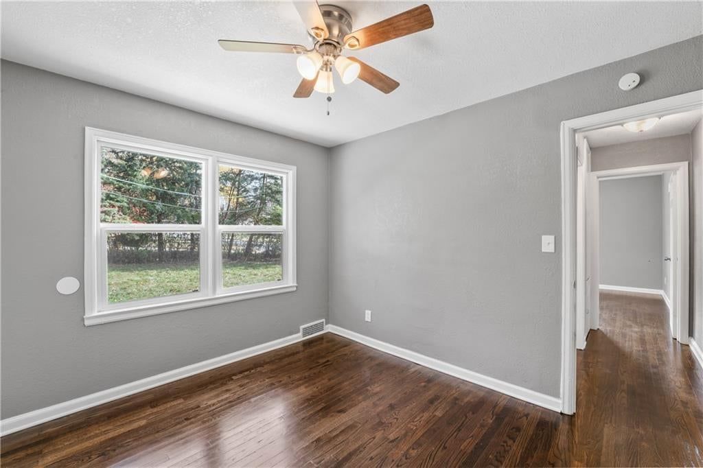 5117 Rosewood Drive — photo 8