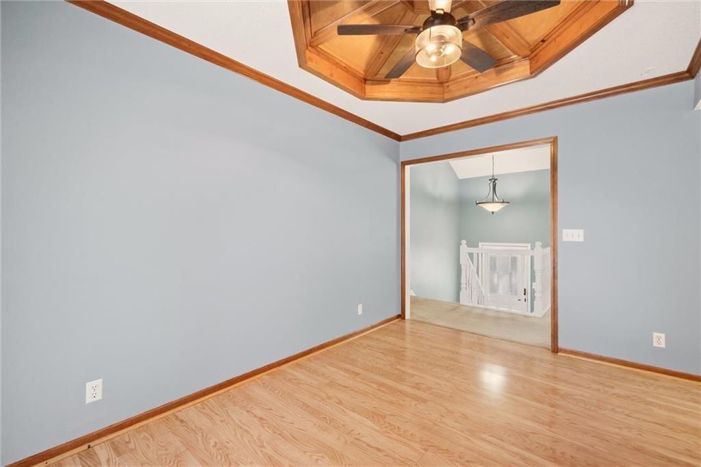408 Huntington Court — photo 20