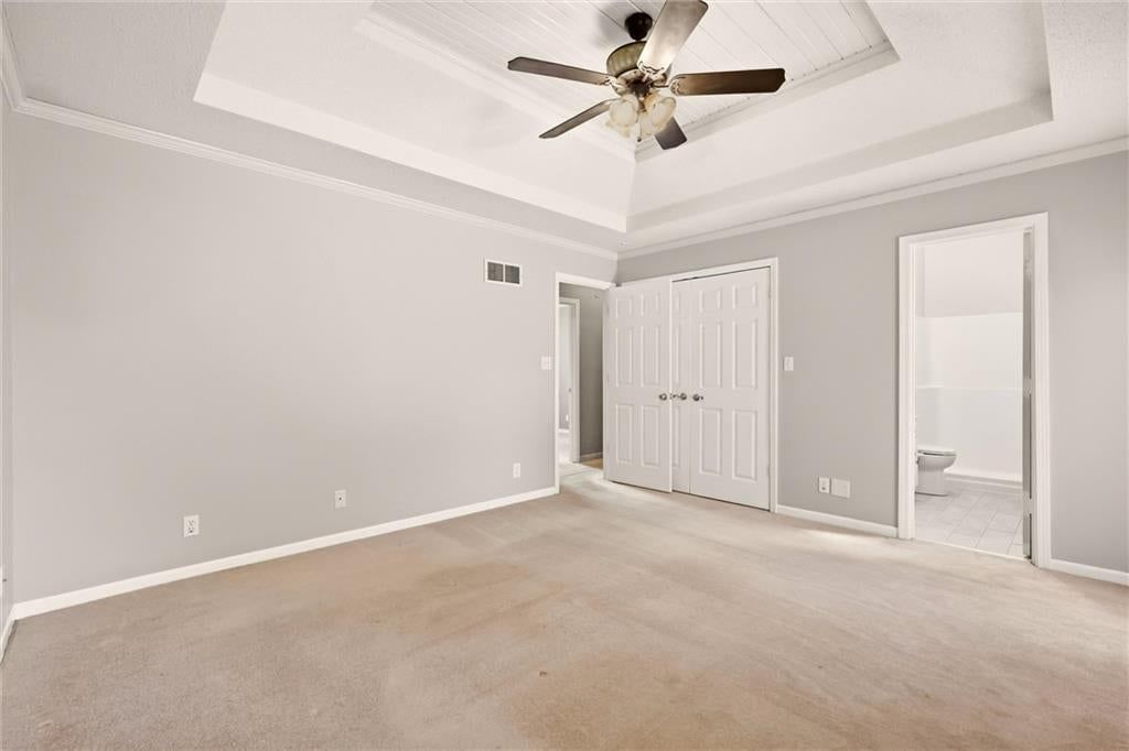 408 Huntington Court — photo 23