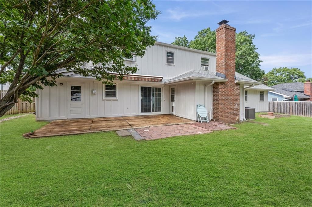 8905 Lamar Avenue — photo 18