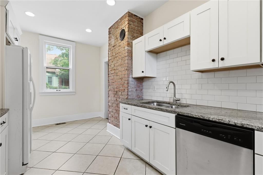 4200 MERCIER Street — photo 8