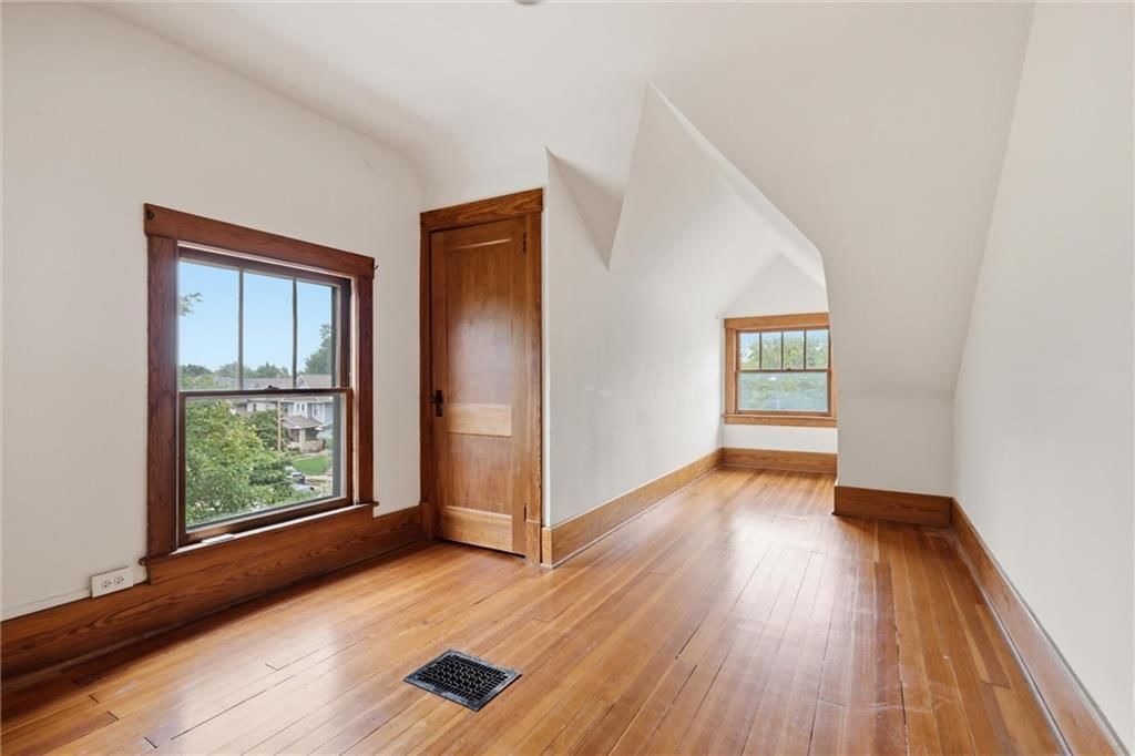 4200 MERCIER Street — photo 25