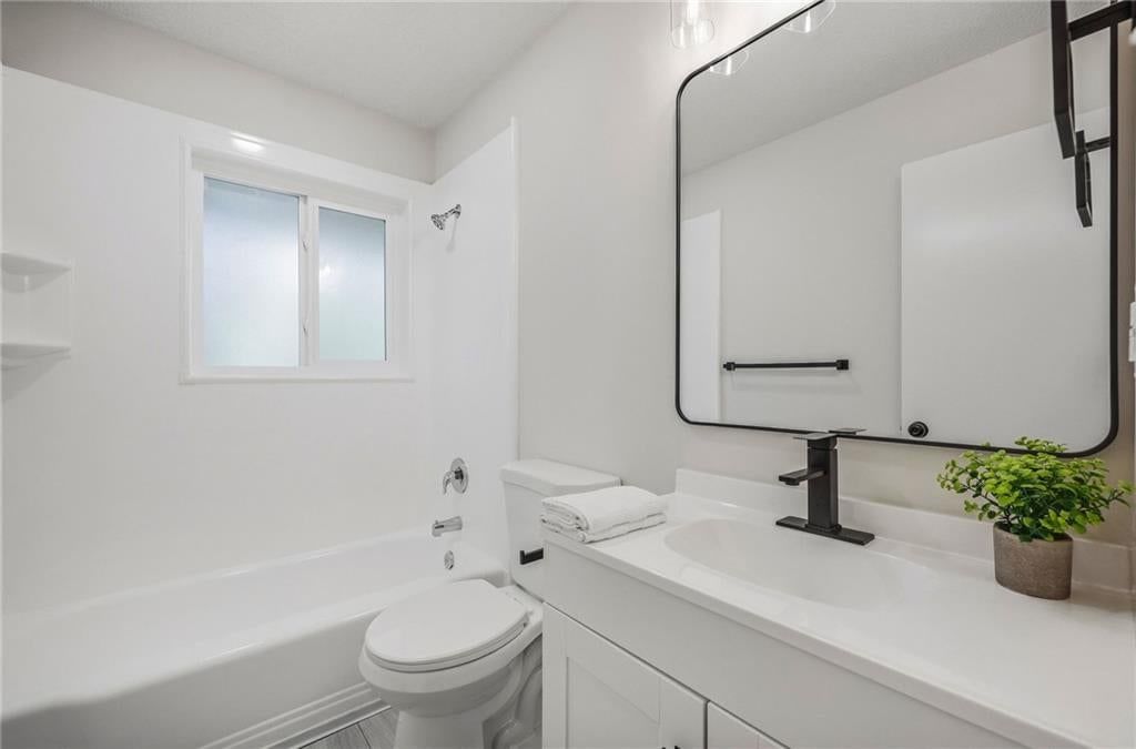 8248 Armstrong Avenue — photo 11