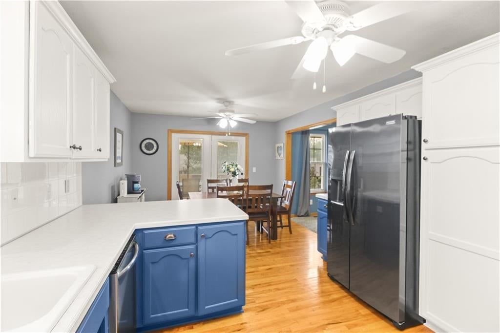Photo 10 of 31 - 1715 Overbrook Lane, Raymore, MO 64083