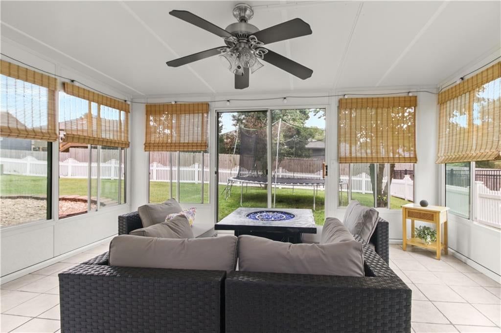 Photo 28 of 31 - 1715 Overbrook Lane, Raymore, MO 64083