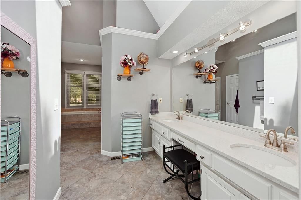 1732 NE 80th Place — photo 8