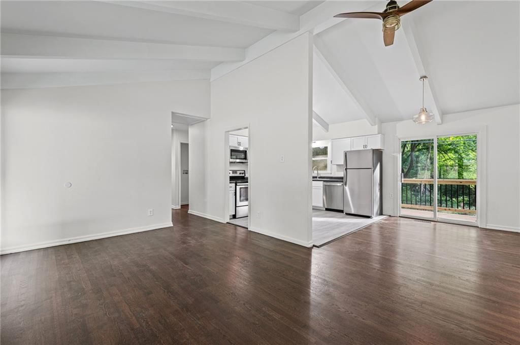 221 Wilshire Boulevard — photo 6