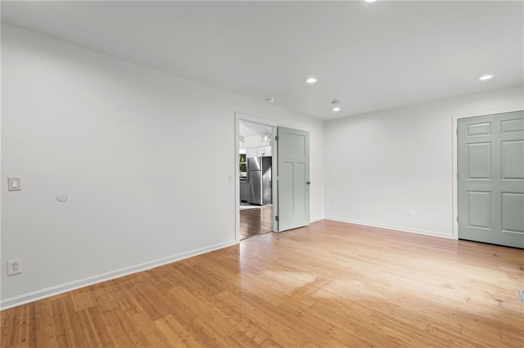 221 Wilshire Boulevard — photo 14