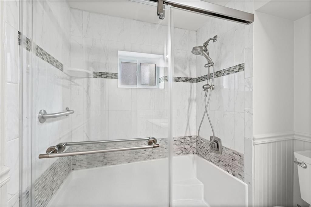 221 Wilshire Boulevard — photo 19