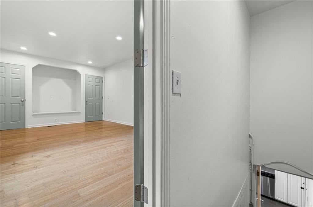 221 Wilshire Boulevard — photo 20