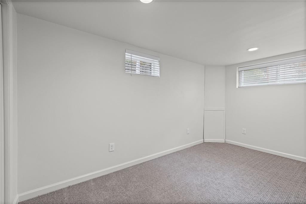 221 Wilshire Boulevard — photo 34