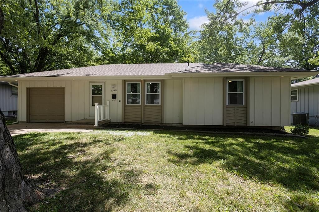 13421 Lowell Avenue, Grandview, MO: listing photo 2