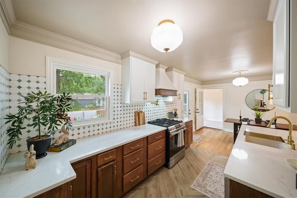 5600 Roe Boulevard — photo 14