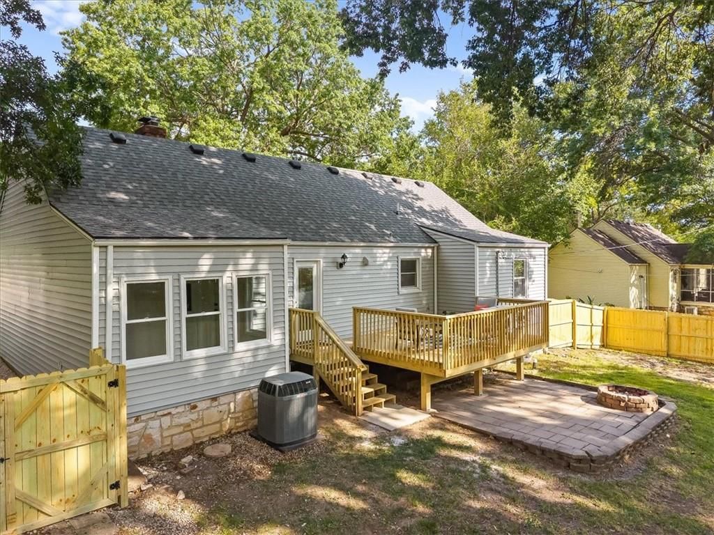 5600 Roe Boulevard — photo 31