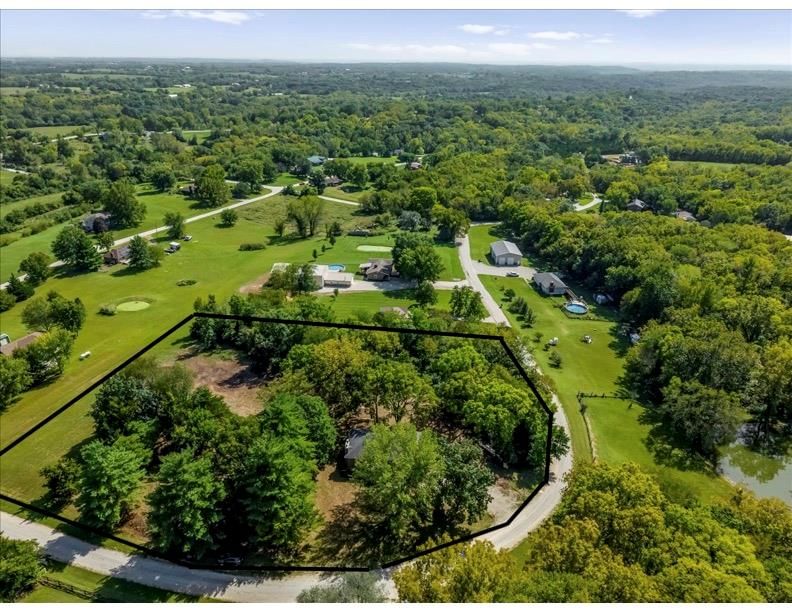 33251 Koala Circle, Excelsior Springs, MO: listing photo 3