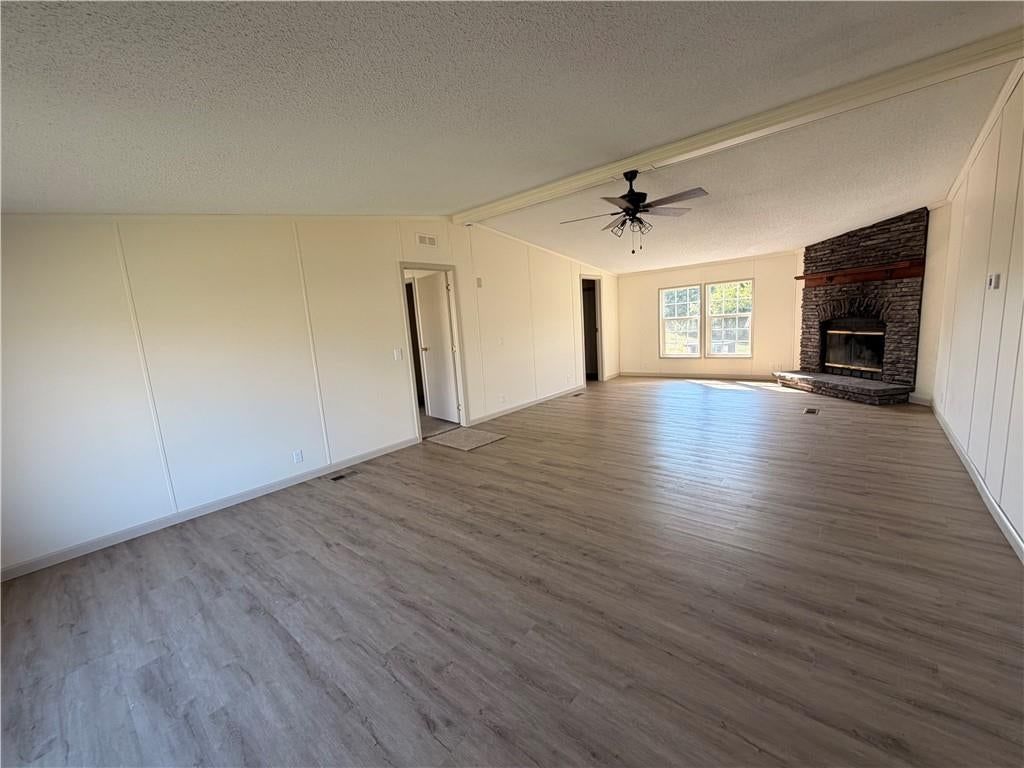 401 Sycamore Court — photo 13