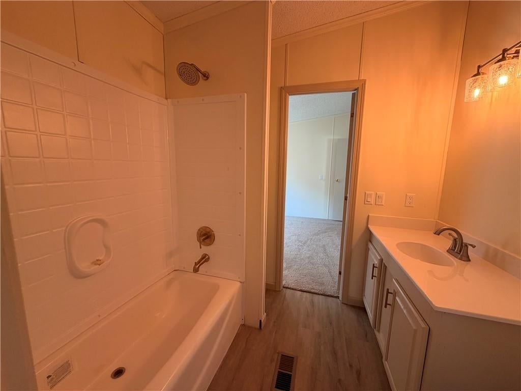 401 Sycamore Court — photo 20