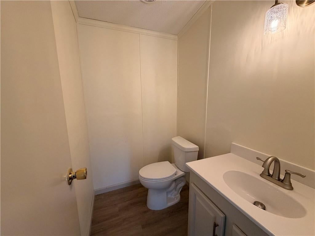 401 Sycamore Court — photo 22