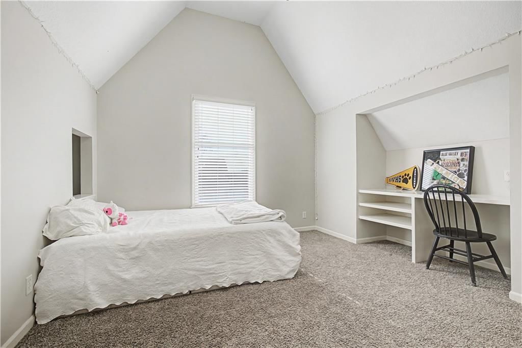 5012 W 163RD Street — photo 27
