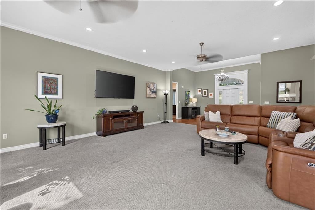 28098 Overbrook Road — photo 9