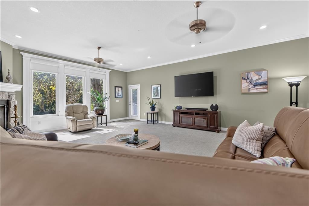 28098 Overbrook Road — photo 12
