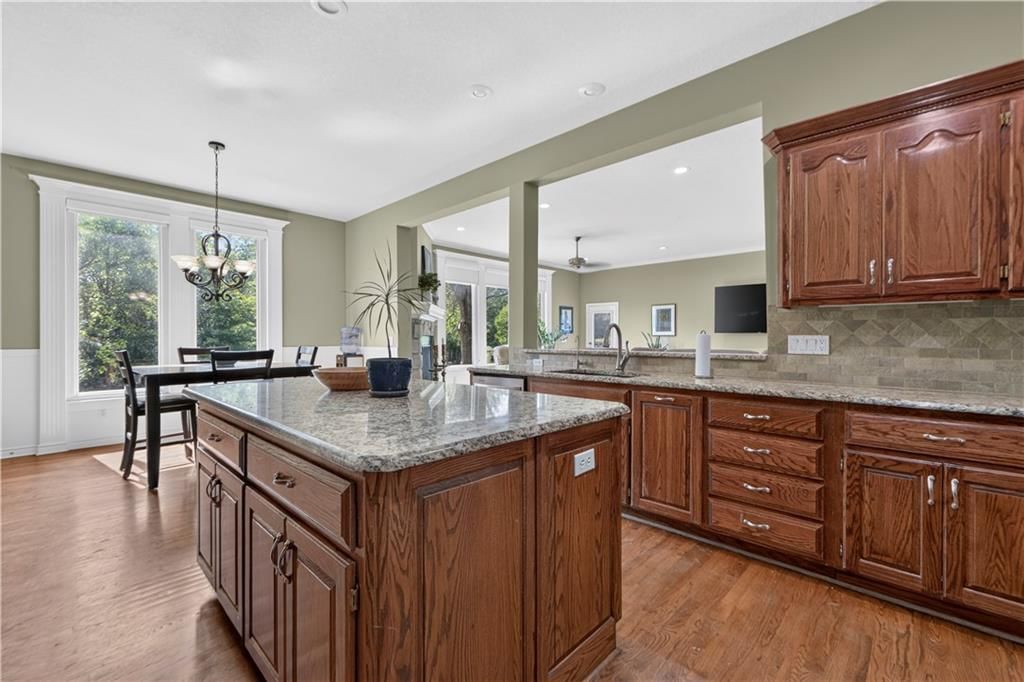 28098 Overbrook Road — photo 20