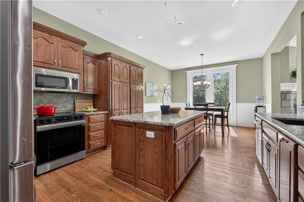 28098 Overbrook Road — photo 21
