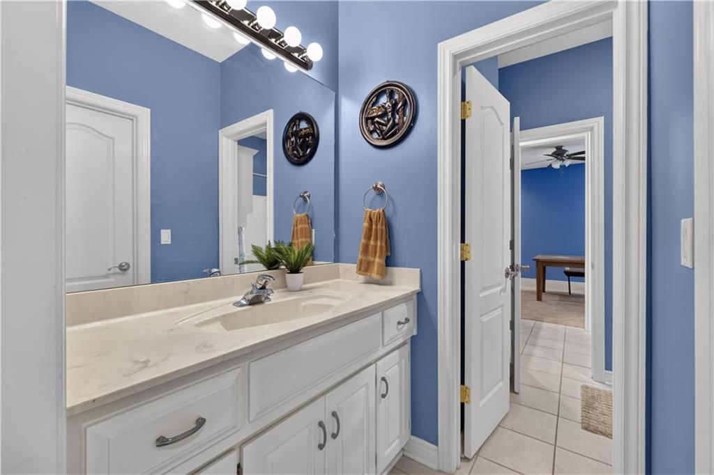 28098 Overbrook Road — photo 40
