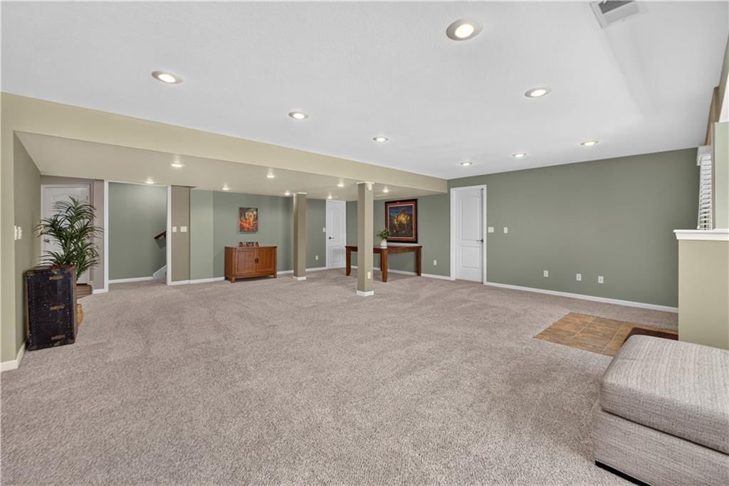 28098 Overbrook Road — photo 54