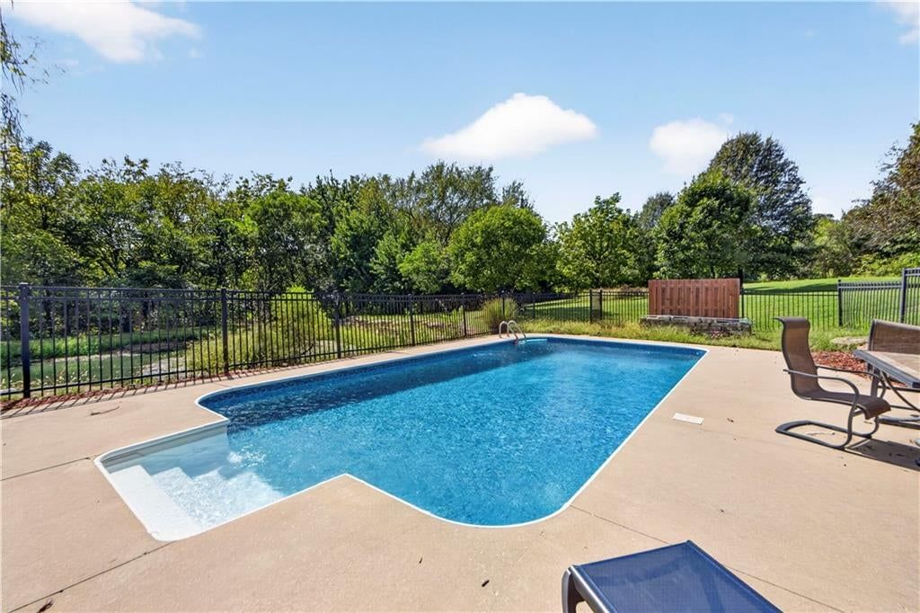 28098 Overbrook Road — photo 72