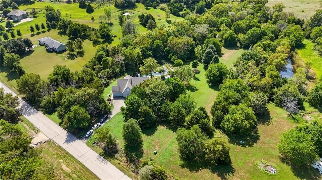 28098 Overbrook Road — photo 82