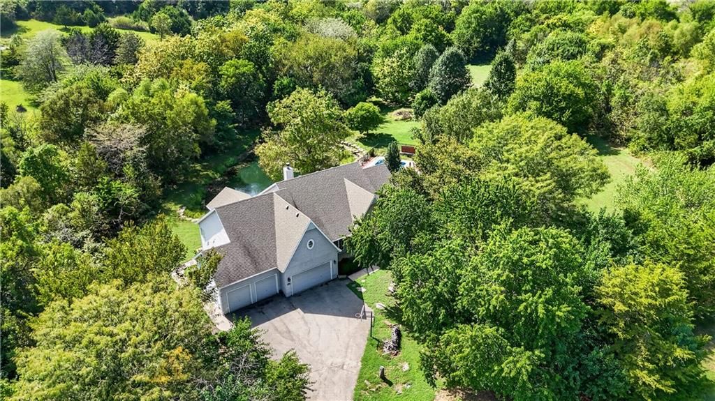 28098 Overbrook Road — photo 90