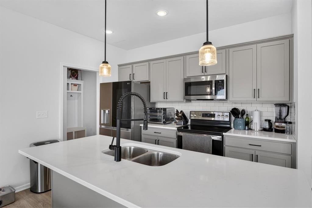 27403 E Cedar Grove Drive — photo 15