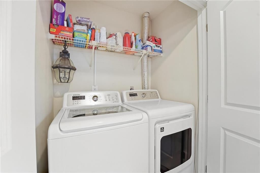 506 W 10th Street — photo 19