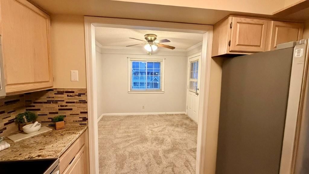 4015 S Crysler Avenue — photo 8