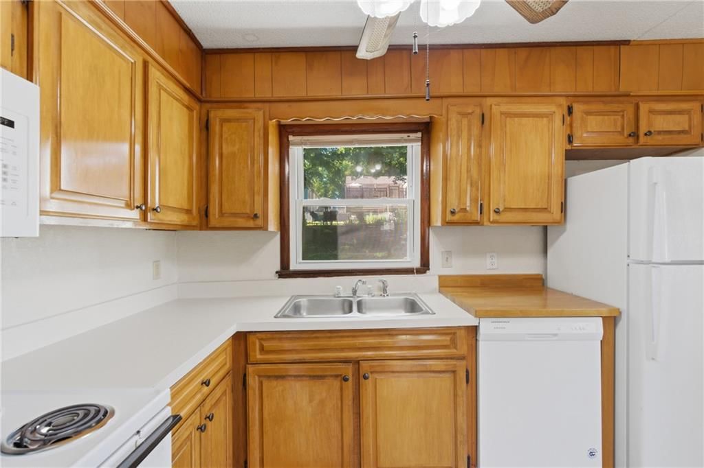 1615 Terry Street — photo 10