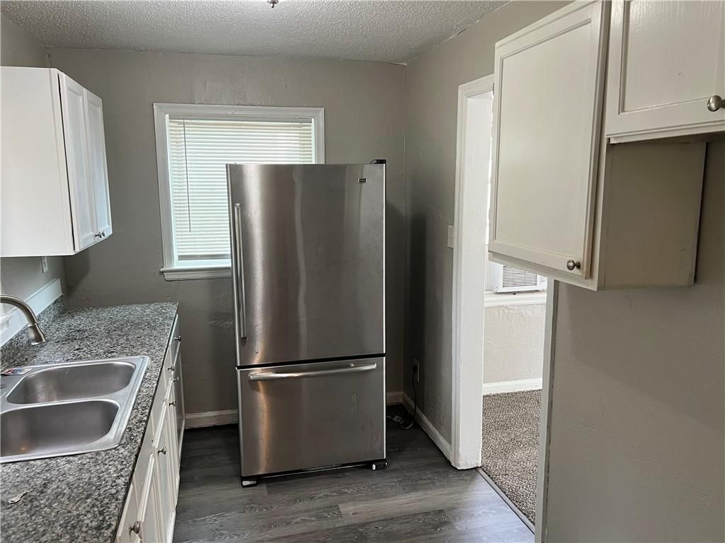Photo 11 of 20 - 1836 E 77th Street, Kansas City, MO 64132