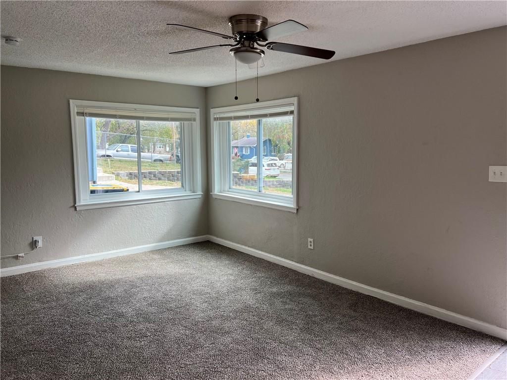 Carpet at 1836 E 77th Street, Kansas City, MO 64132