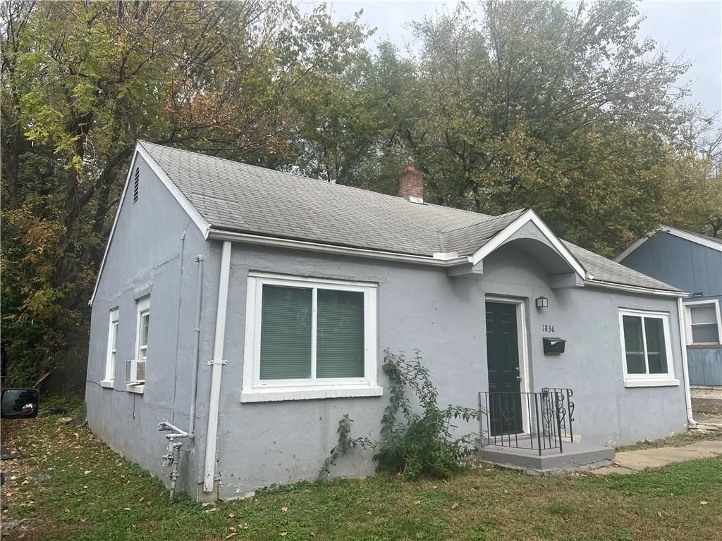 1836 E 77th Street, Kansas City, MO: listing photo 3