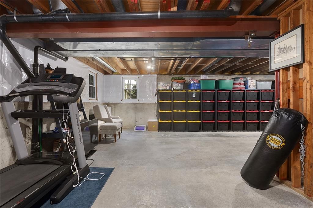 1533 Canterbury Lane — photo 34