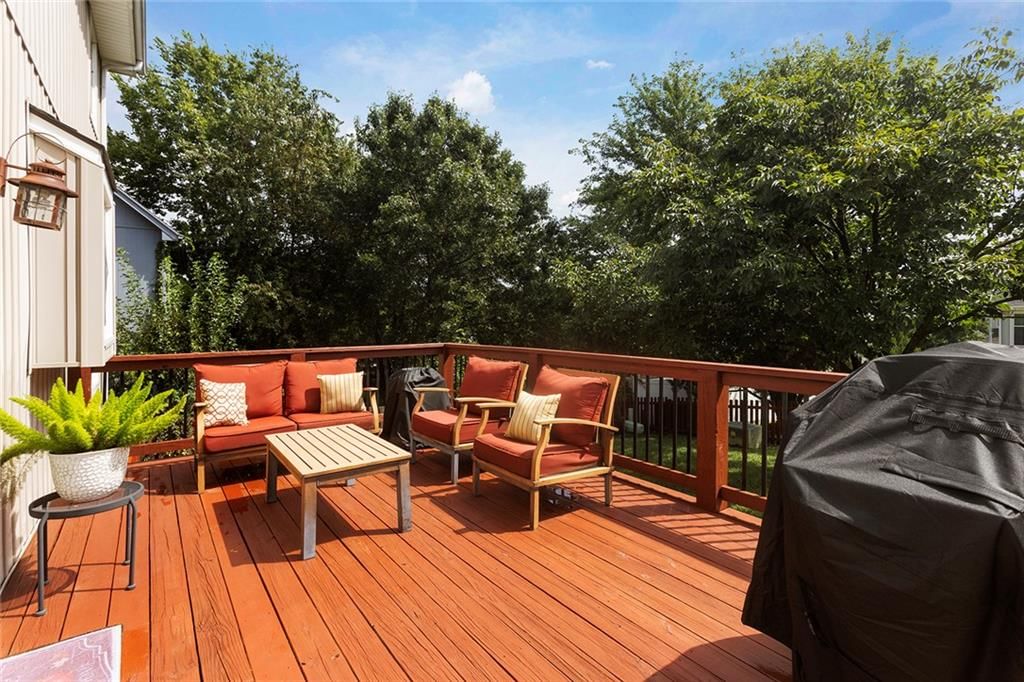 1533 Canterbury Lane — photo 37