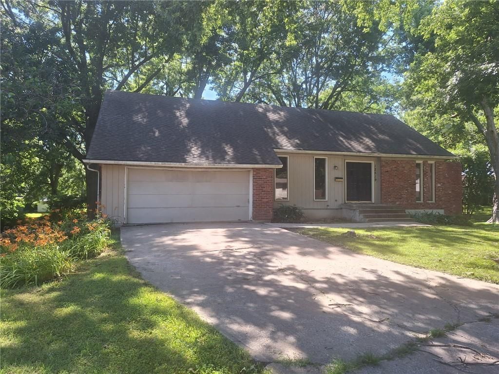 12519 E 41st Terrace S, Independence, MO