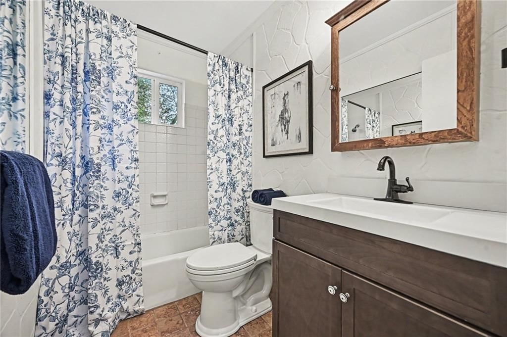 6310 NW Waukomis Drive — photo 13
